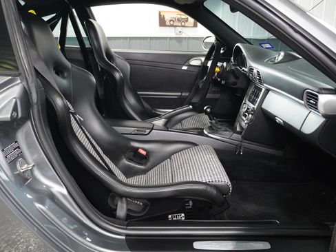 Used 2005 Porsche 911 Carrera S RWD image 32
