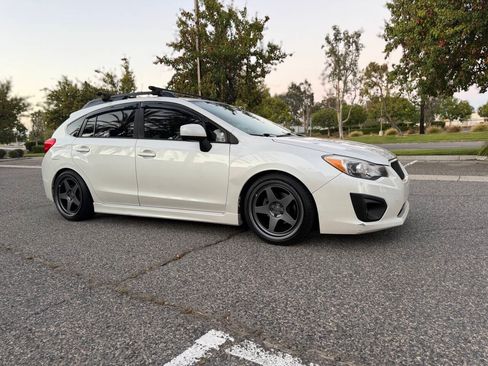 Used 2014 Subaru Impreza 2.0i Sport Premium Hatchback AWD/4WD image 8