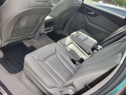 Used 2020 Audi Q7 2.0T Premium Plus AWD/4WD image 13