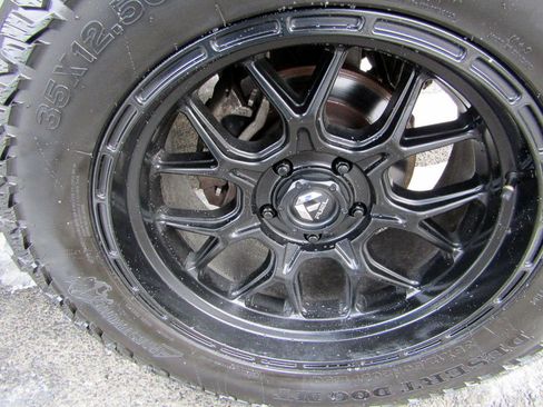 Used 2019 RAM 1500 Classic Big Horn image 11