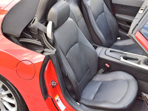 Used 2003 BMW Z4 2.5i Roadster RWD image 71