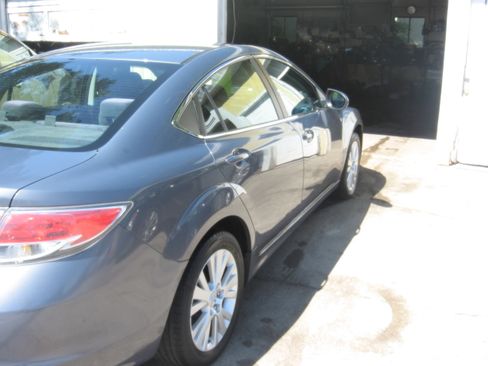 Used 2010 MAZDA MAZDA6 i FWD image 4