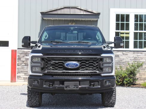 Used 2023 Ford F250 Lariat image 2