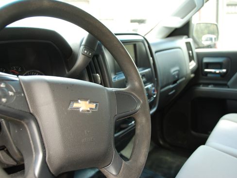 Used 2017 Chevrolet Silverado 2500 image 24