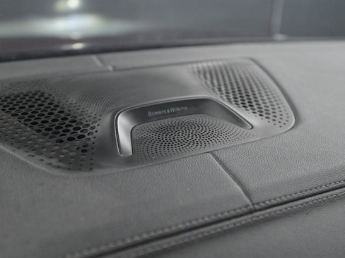 Used 2021 BMW X6 M50i image 29