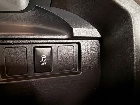 Used 2016 Toyota Tundra SR image 16