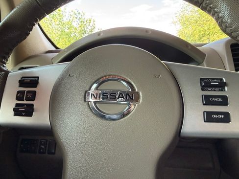 Used 2012 Nissan Pathfinder 4WD image 14