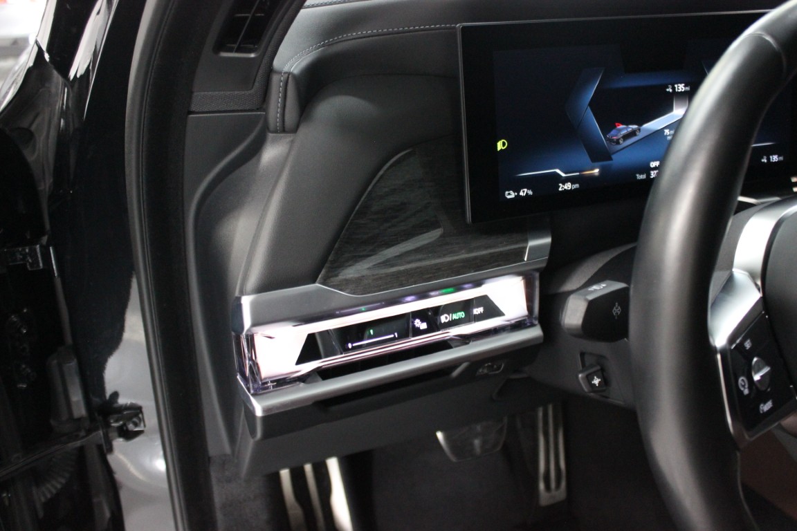 Used 2024 BMW i7 eDrive50 RWD image 19