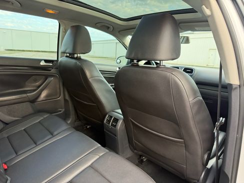 Used 2014 Volkswagen Jetta TDI image 83