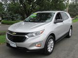 Used 2020 Chevrolet Equinox LS image 2