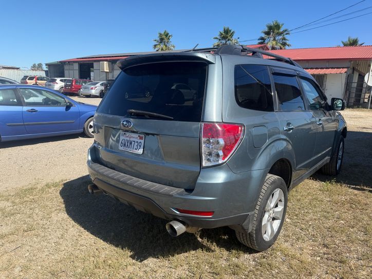 Used 2009 Subaru Forester 2.5XT Limited AWD/4WD image 11
