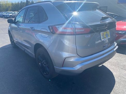 Used 2022 Ford Edge AWD SE image 7