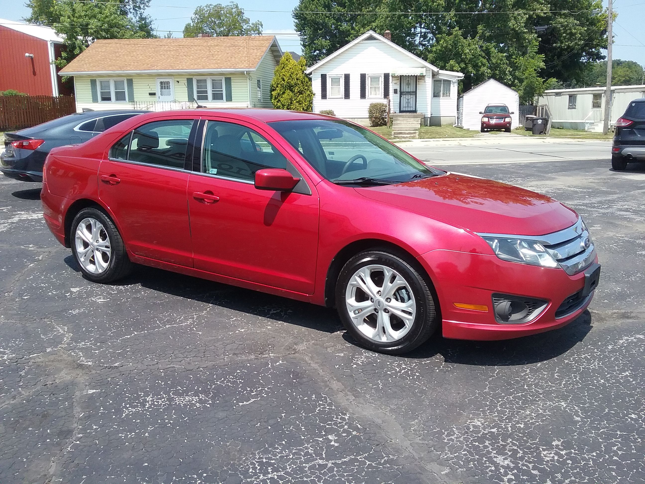 Used 2012 Ford Fusion SE FWD image 3