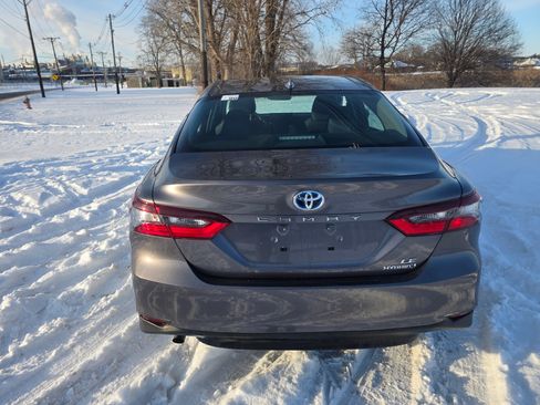 Used 2023 Toyota Camry LE image 12