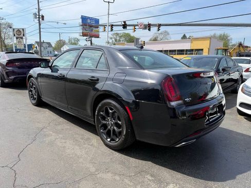 Used 2022 Chrysler 300 Touring L AWD/4WD image 6