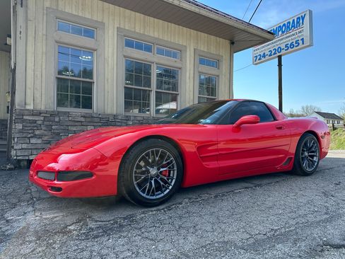 Used 2001 Chevrolet Corvette Z06 image 1