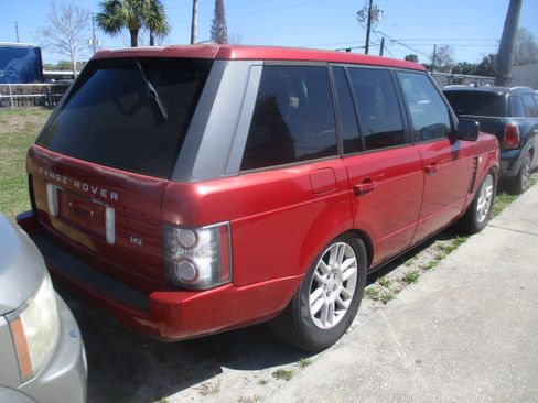 Used 2012 Land Rover Range Rover HSE image 4