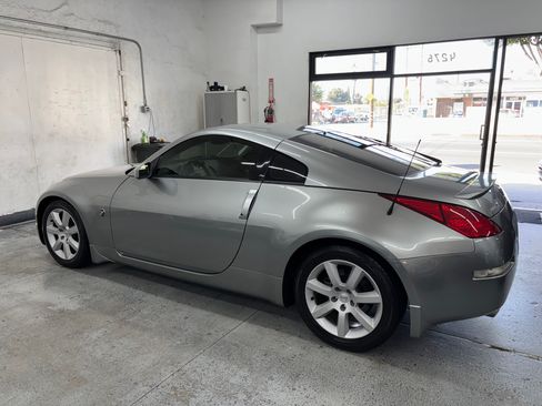Used 2003 Nissan 350Z image 7