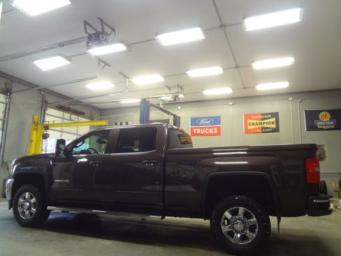 Used 2016 GMC Sierra 3500 SLE image 4