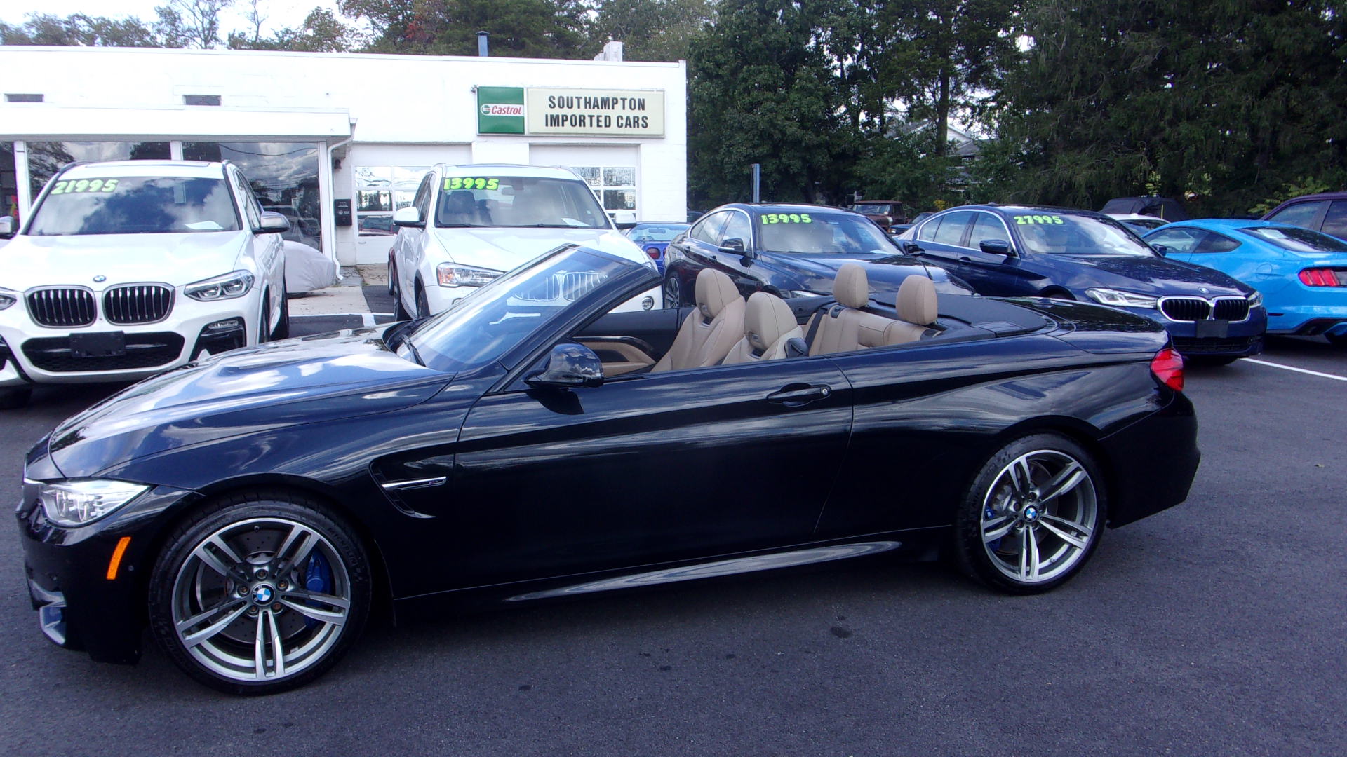 Used 2015 BMW M4 Convertible RWD image 3