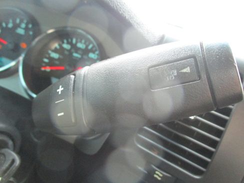 Used 2011 Chevrolet Silverado 2500 LT image 50