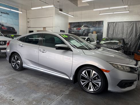 Used 2016 Honda Civic EX-T Sedan image 9