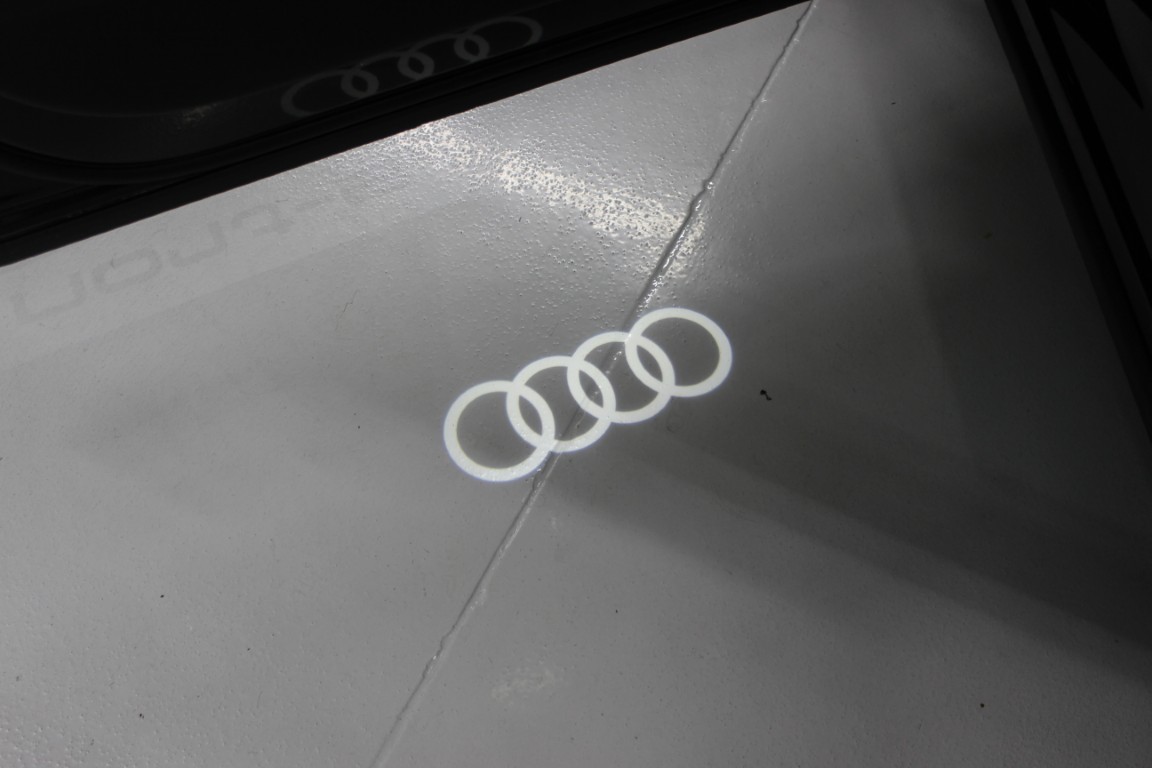 Used 2025 Audi Q4 e-tron Premium RWD image 17