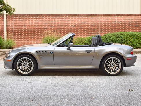 Used 2002 BMW Z3 3.0i image 1