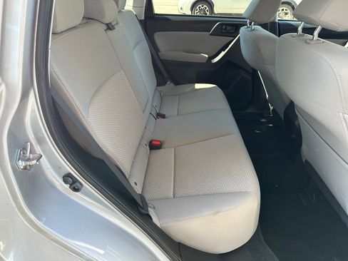 Used 2015 Subaru Forester 2.5i Premium image 16