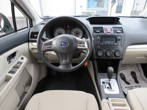 Used 2014 Subaru Impreza 2.0i Premium image 21