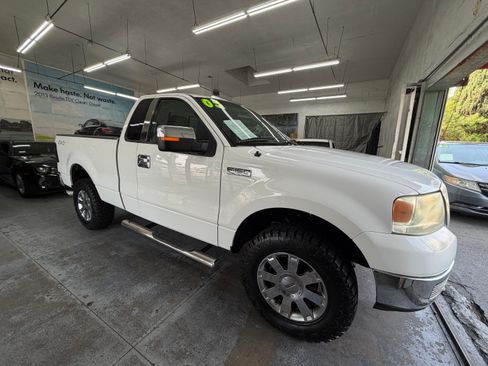 Used 2005 Ford F150 4x4 Regular Cab XL image 8