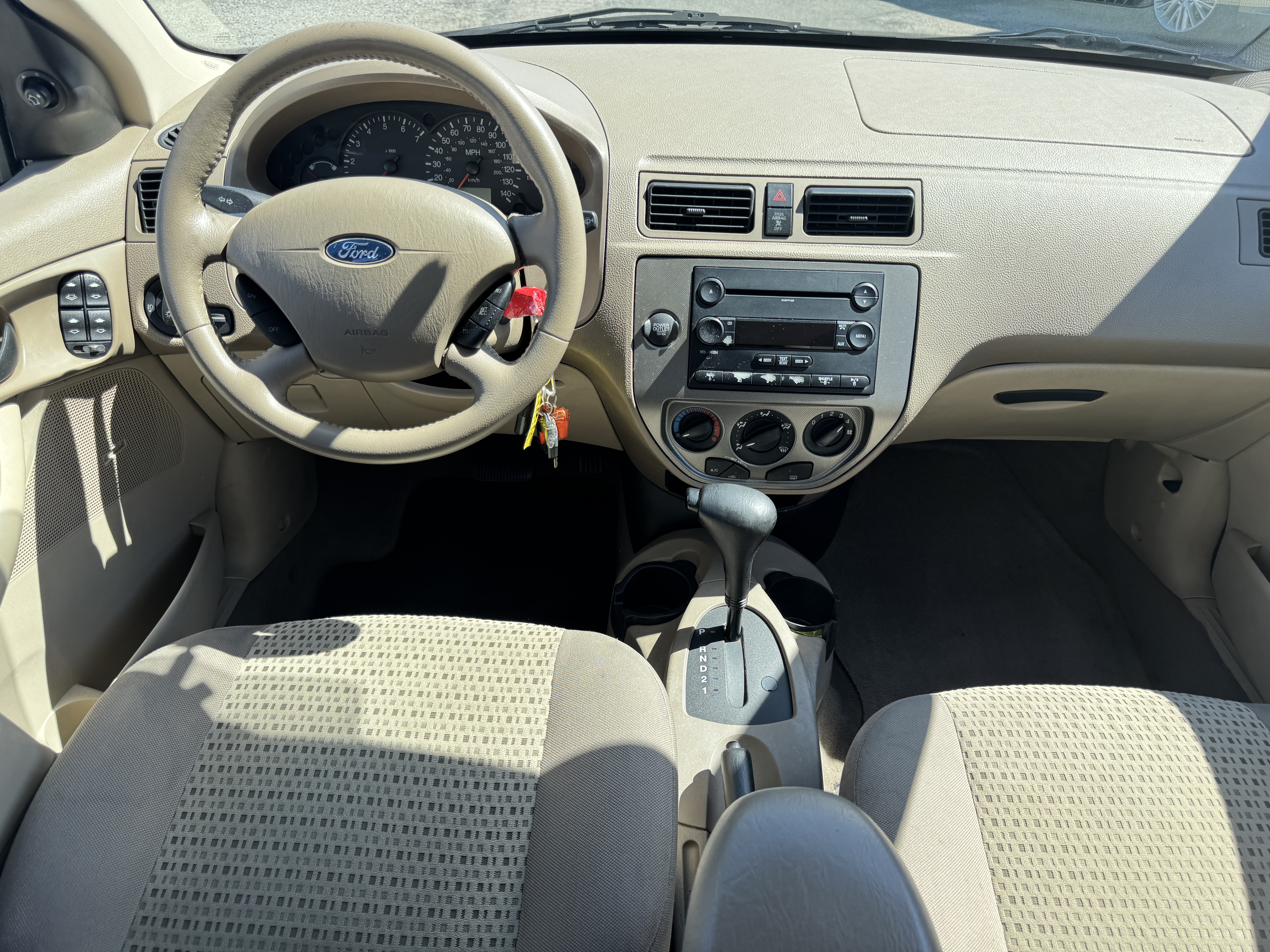Used 2007 Ford Focus ZX4 Sedan FWD image 21