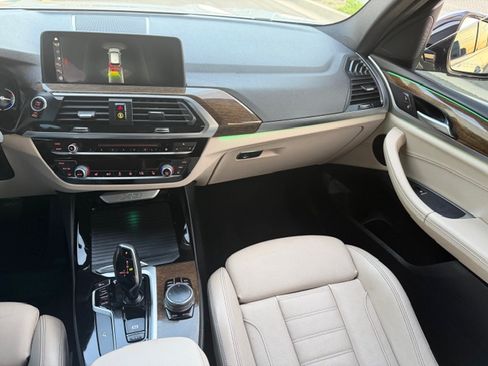 Used 2019 BMW X3 sDrive30i image 10