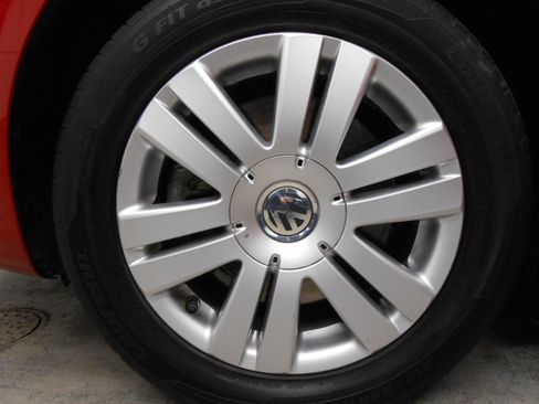 Used 2009 Volkswagen Eos Komfort image 9