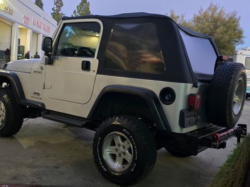 Used 2005 Jeep Wrangler Sport image 10