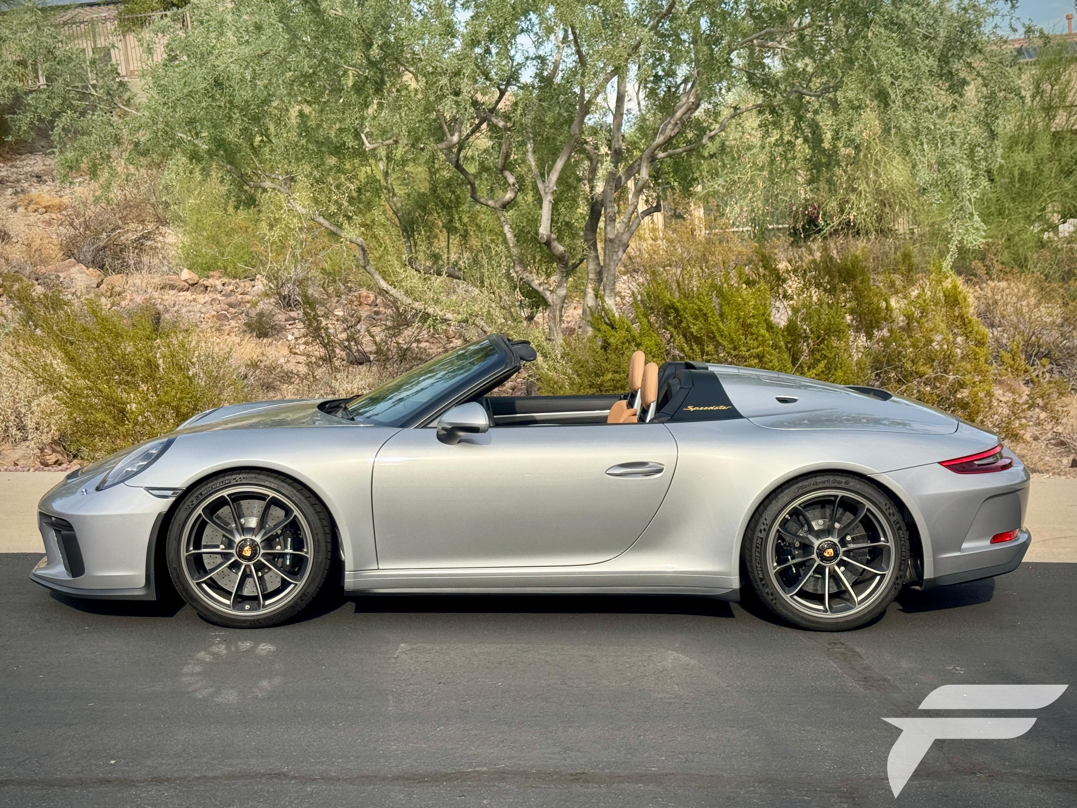Used 2019 Porsche 911 Speedster RWD image 33