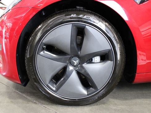 Used 2019 Tesla Model 3 Long Range image 14