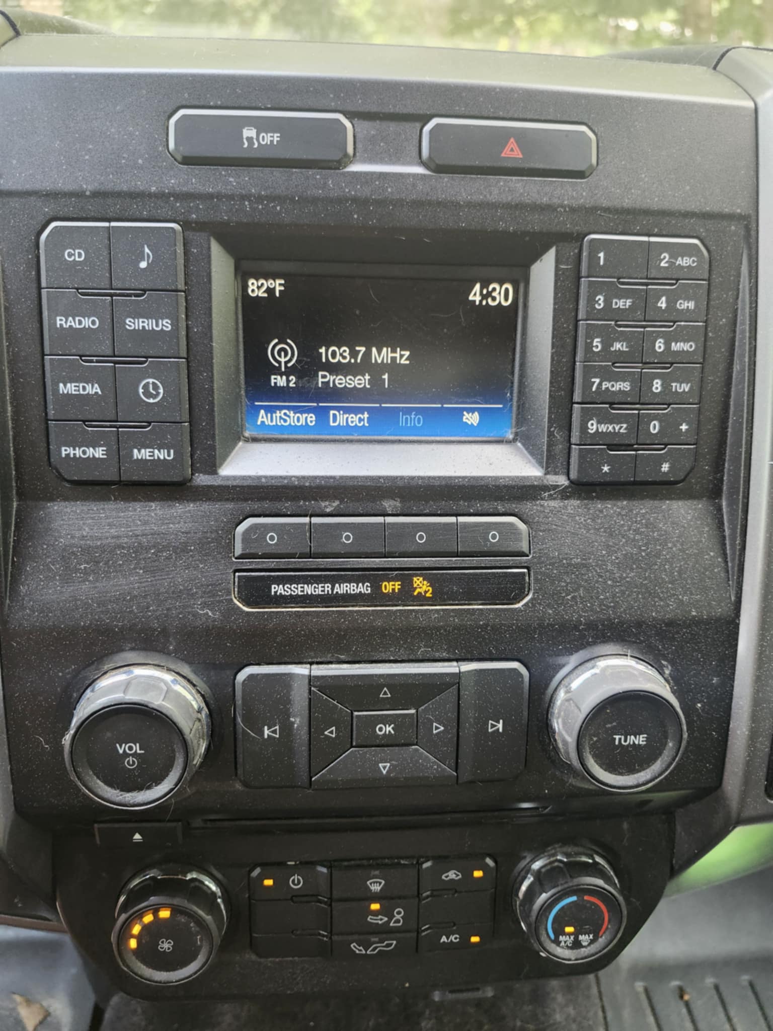 Used 2017 Ford F150 XLT RWD image 9