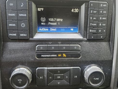 Used 2017 Ford F150 XLT image 9