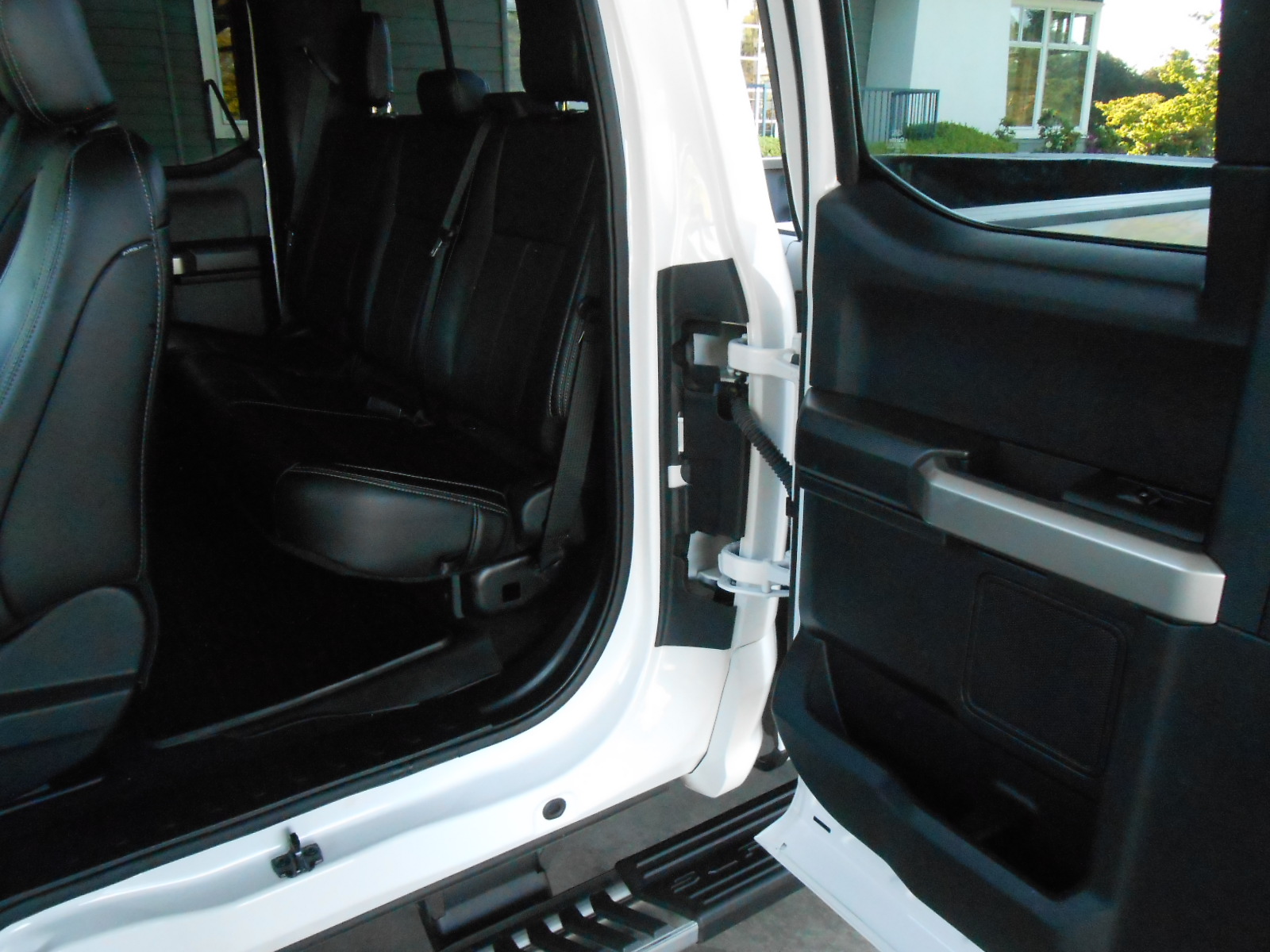 Used 2021 Ford F250 Lariat AWD/4WD image 14