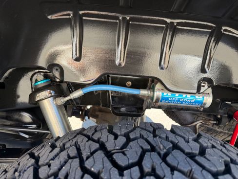 Used 2017 Toyota Tundra TRD Sport image 4