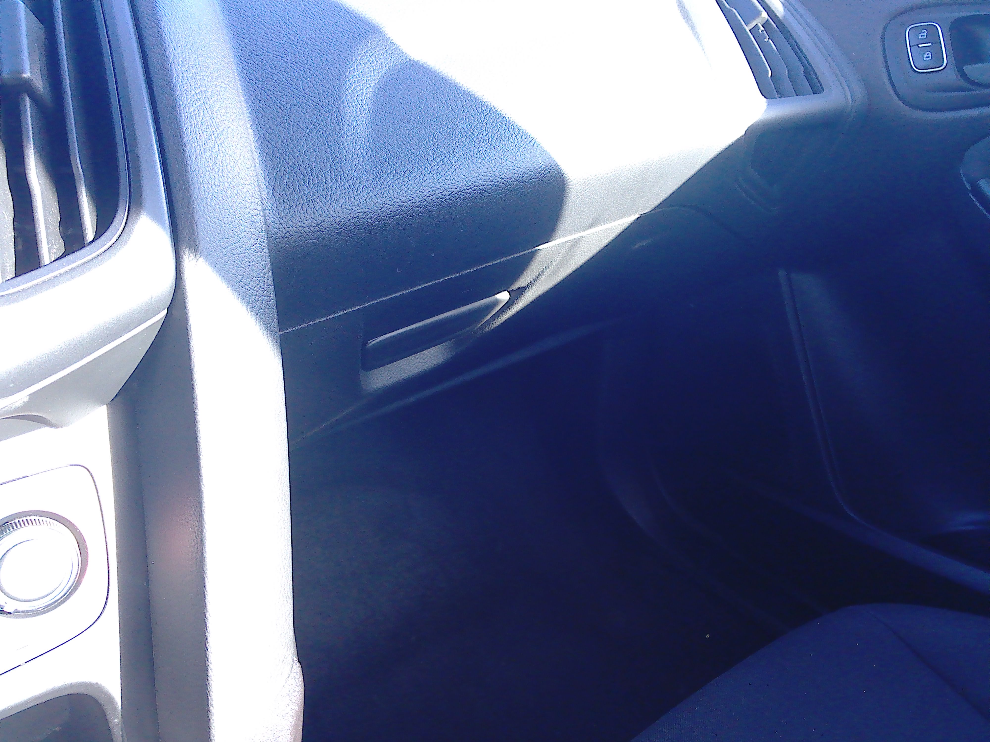 Used 2015 Ford Focus S Sedan FWD image 17