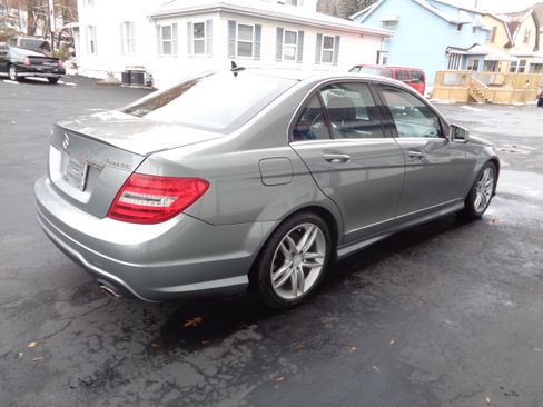 Used 2012 Mercedes-Benz C 300 image 2