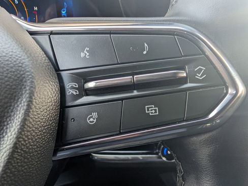 Used 2025 Chevrolet Equinox LT AWD/4WD image 13