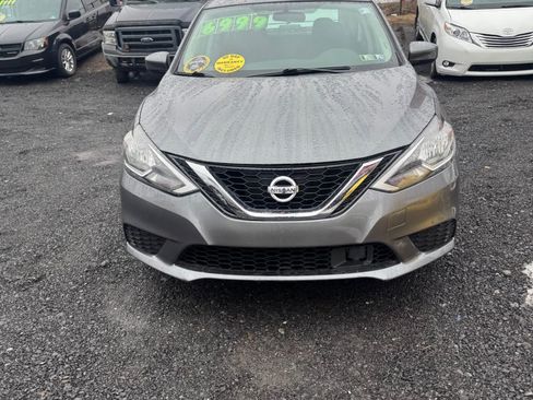 Used 2019 Nissan Sentra image 1