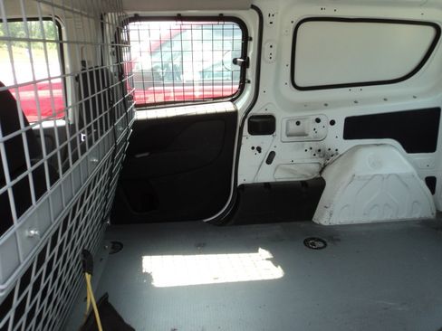 Used 2018 RAM ProMaster City Tradesman SLT image 7