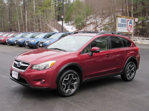 Used 2015 Subaru XV Crosstrek 2.0i Limited image 1