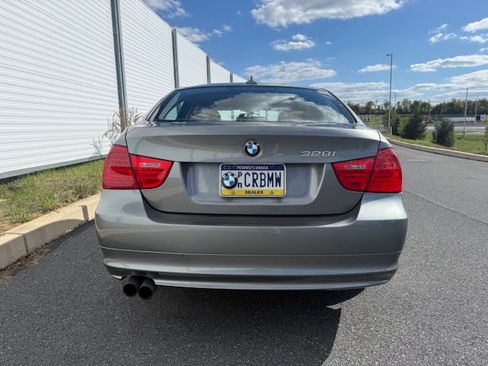Used 2011 BMW 328i xDrive image 5