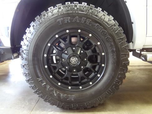 Used 2012 RAM 2500 4x4 Regular Cab ST image 15