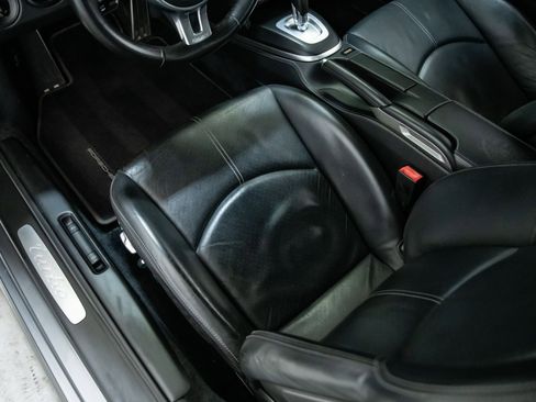 Used 2010 Porsche 911 Turbo image 14